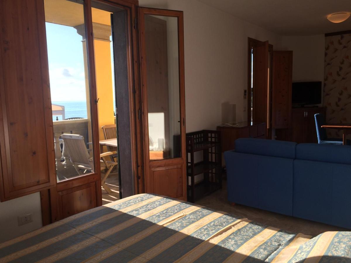 Appartamenti Fronte Mare Castiglioncello Dış mekan fotoğraf